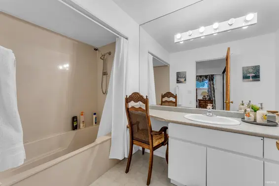 1372 Ottawa Avenue, West Vancouver For Sale - image 16