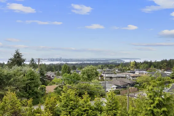 4325 Delbrook Avenue, North Vancouver For Sale - image 33