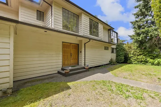 4325 Delbrook Avenue, North Vancouver For Sale - image 7