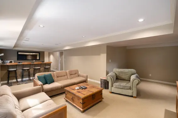 801 Regal Crescent, North Vancouver For Sale - image 25