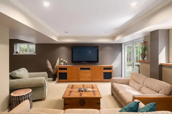 801 Regal Crescent, North Vancouver For Sale - image 26