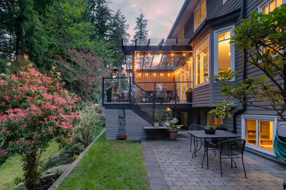 801 Regal Crescent, North Vancouver For Sale - image 37