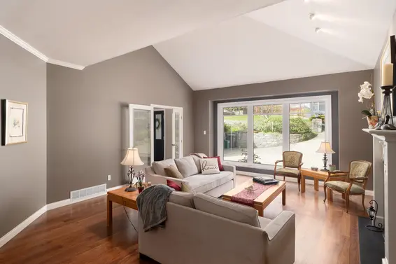 801 Regal Crescent, North Vancouver For Sale - image 6