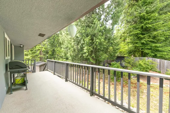 645 Mccartney Close, North Vancouver For Sale - image 12