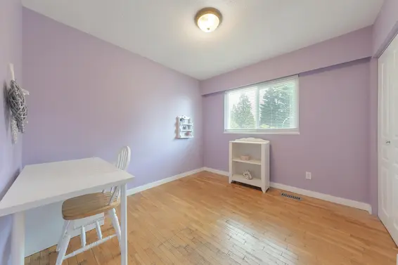 645 Mccartney Close, North Vancouver For Sale - image 19