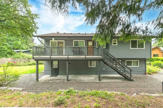 645 Mccartney Close, North Vancouver For Sale - image 4
