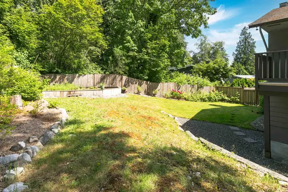 645 Mccartney Close, North Vancouver For Sale - image 5