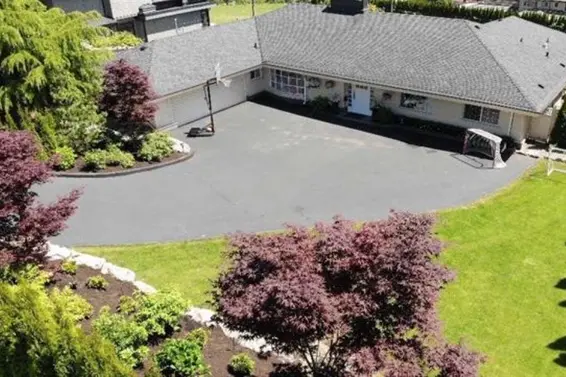 1002 Eyremount Drive, West Vancouver For Sale - image 18