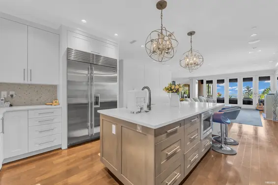 1108 Highland Place, West Vancouver For Sale - image 11