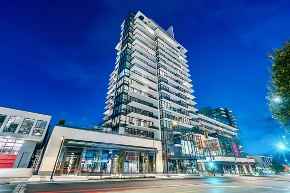 1205 135 East 13th Street, North Vancouver