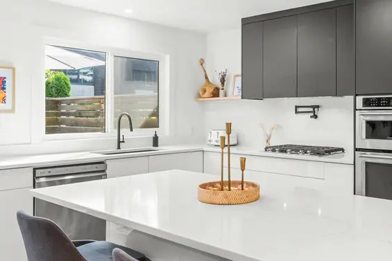 927 Old Lillooet Road, North Vancouver For Sale - image 6