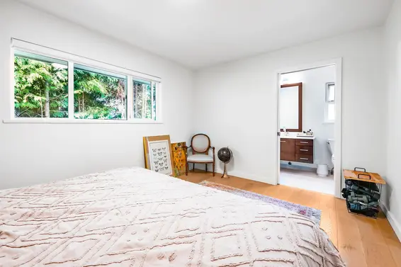 3277 Chesterfield Avenue, North Vancouver For Sale - image 11