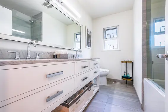 3277 Chesterfield Avenue, North Vancouver For Sale - image 14