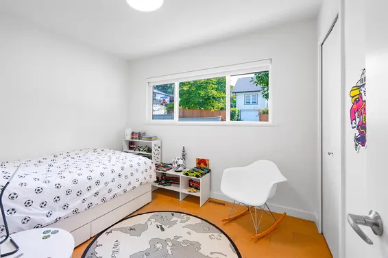 3277 Chesterfield Avenue, North Vancouver For Sale - image 15