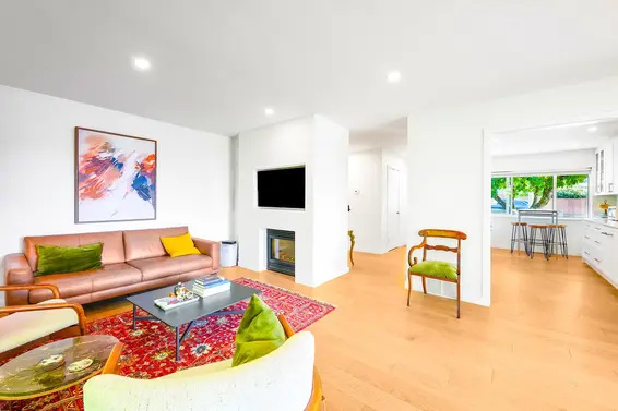 3277 Chesterfield Avenue, North Vancouver For Sale - image 3