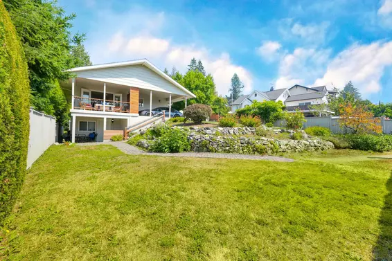 3277 Chesterfield Avenue, North Vancouver For Sale - image 35