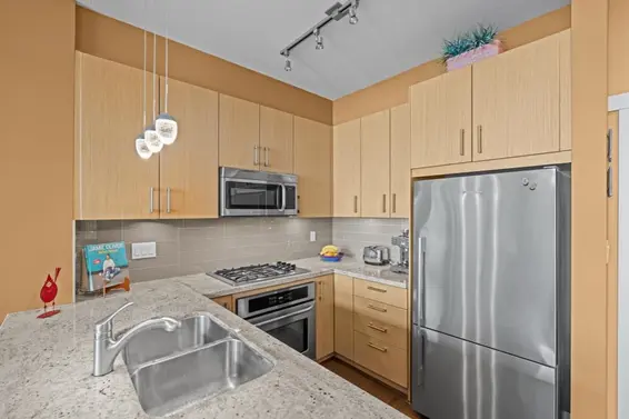 507 119 West 22nd Street, North Vancouver For Sale - image 12
