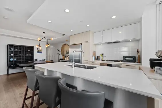 1003 680 Seylynn Crescent, North Vancouver For Sale - image 4