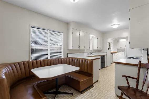 260 West 21st Street, North Vancouver For Sale - image 11