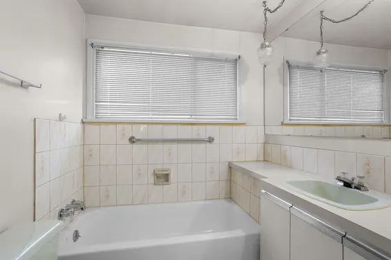 260 West 21st Street, North Vancouver For Sale - image 20