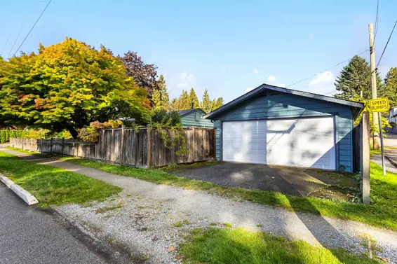 260 West 21st Street, North Vancouver For Sale - image 23