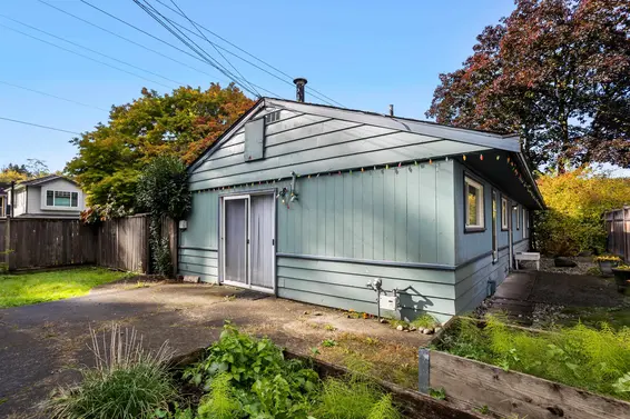 260 West 21st Street, North Vancouver For Sale - image 25