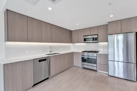 408 1471 Hunter Street, North Vancouver For Sale - image 10
