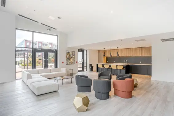 408 1471 Hunter Street, North Vancouver For Sale - image 21