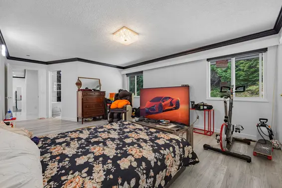 4621 Caulfeild Drive, West Vancouver For Sale - image 17