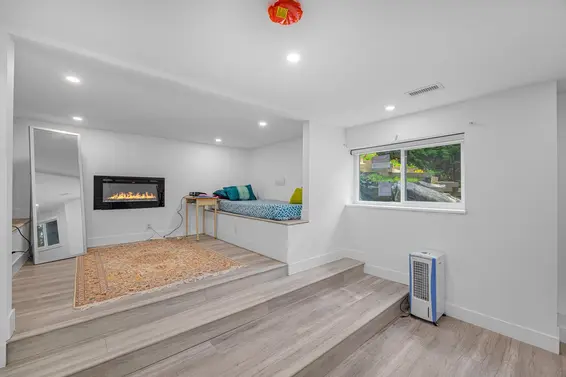 4621 Caulfeild Drive, West Vancouver For Sale - image 21
