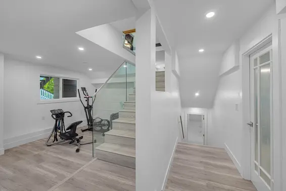 4621 Caulfeild Drive, West Vancouver For Sale - image 24