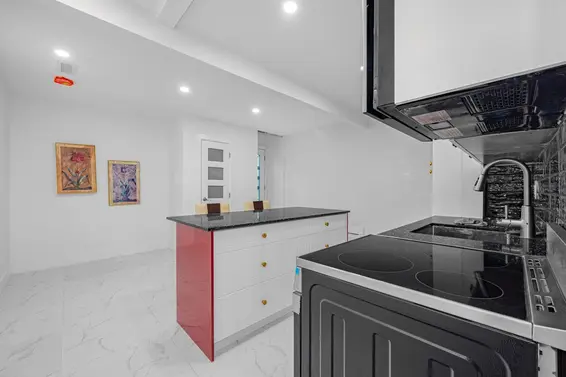 4621 Caulfeild Drive, West Vancouver For Sale - image 30