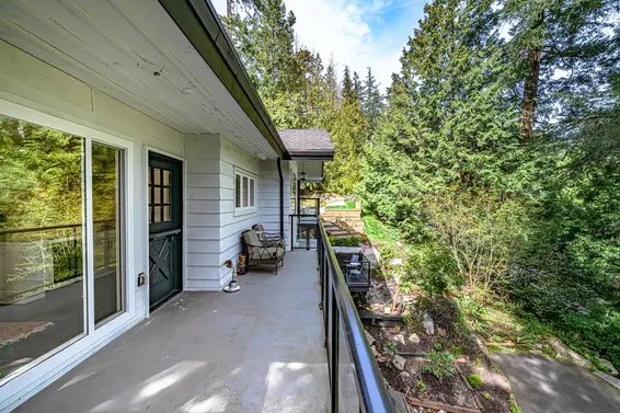 4621 Caulfeild Drive, West Vancouver For Sale - image 39