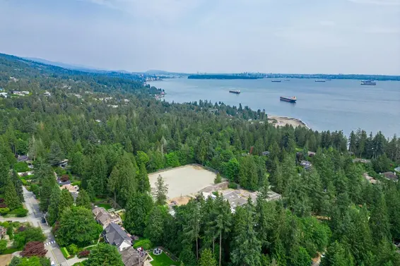 4621 Caulfeild Drive, West Vancouver For Sale - image 40