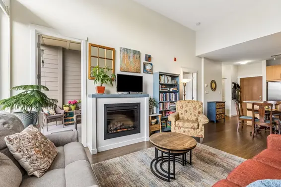 404 159 West 22nd Street, North Vancouver For Sale - image 5