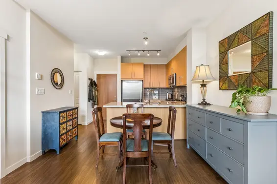 404 159 West 22nd Street, North Vancouver For Sale - image 6