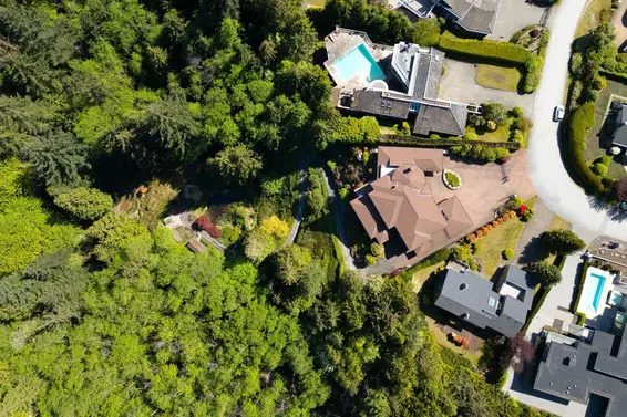 4228 Rockridge Crescent, West Vancouver For Sale - image 3