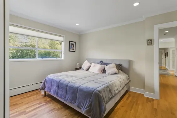 715 Kilkeel Place, North Vancouver For Sale - image 12