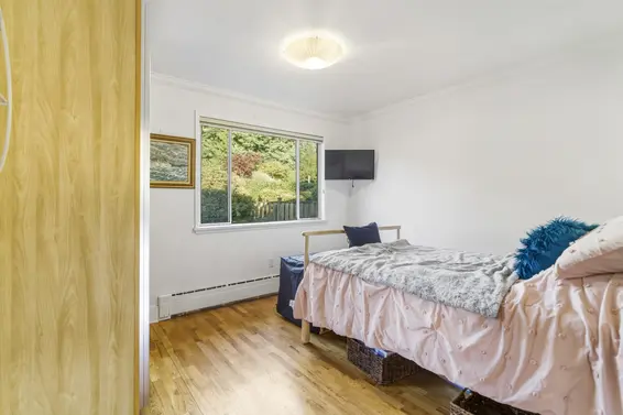 715 Kilkeel Place, North Vancouver For Sale - image 15