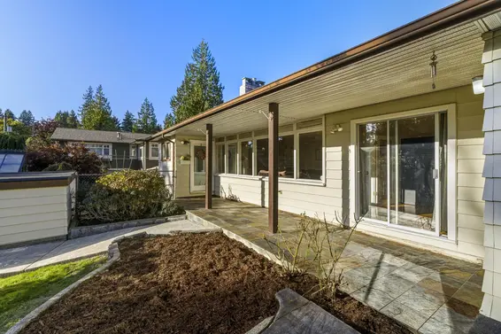 715 Kilkeel Place, North Vancouver For Sale - image 21