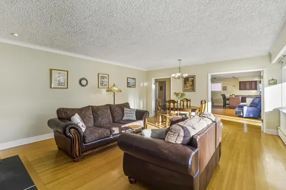 715 Kilkeel Place, North Vancouver For Sale - image 5