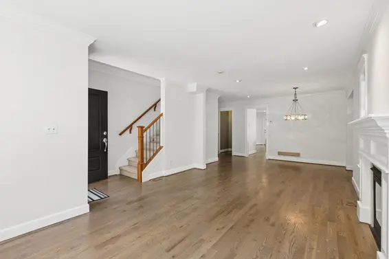 6339 Douglas Street, West Vancouver For Sale - image 10