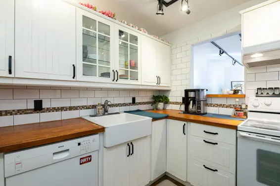 105 175 West 4th Street, North Vancouver For Sale - image 12