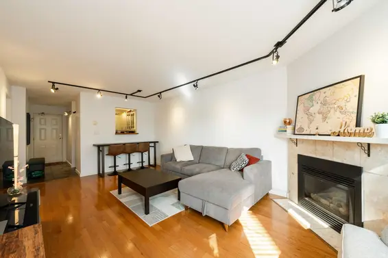 105 175 West 4th Street, North Vancouver For Sale - image 3