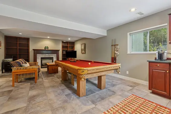 5607 Eagle Harbour Road, West Vancouver For Sale - image 33