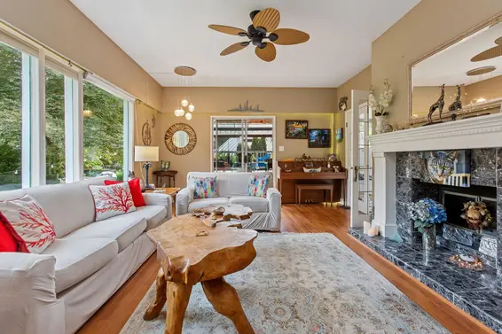 5607 Eagle Harbour Road, West Vancouver For Sale - image 6