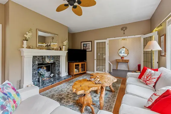 5607 Eagle Harbour Road, West Vancouver For Sale - image 7