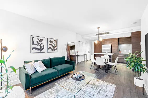 1401 1550 Fern Street, North Vancouver For Sale - image 3