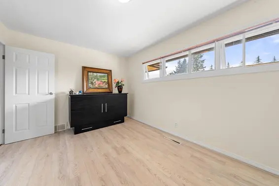 1025 Beaufort Road, North Vancouver For Sale - image 14