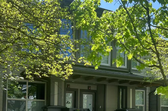 319 East 15 Street, North Vancouver